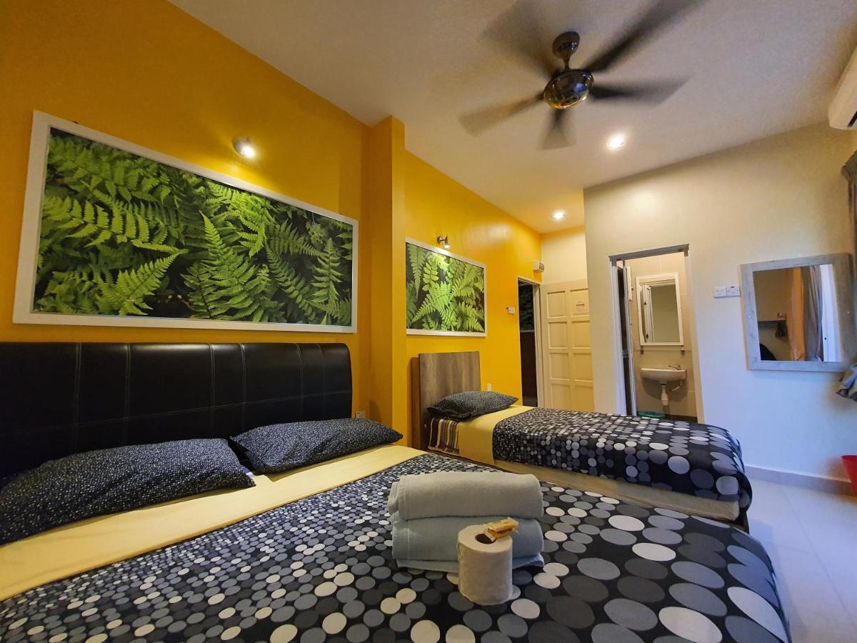 Fathers Guesthouse Bungalow Cameron Highlands Exterior photo