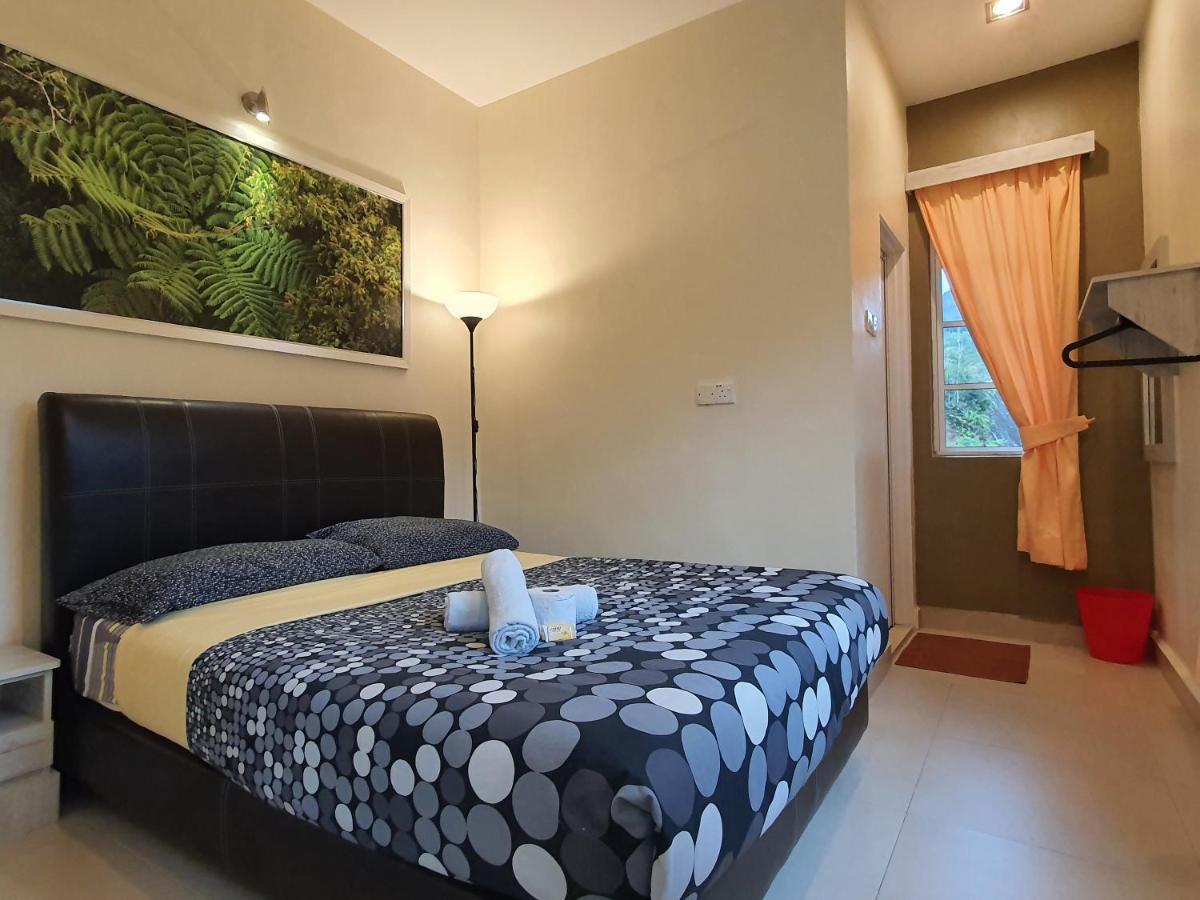 Fathers Guesthouse Bungalow Cameron Highlands Exterior photo