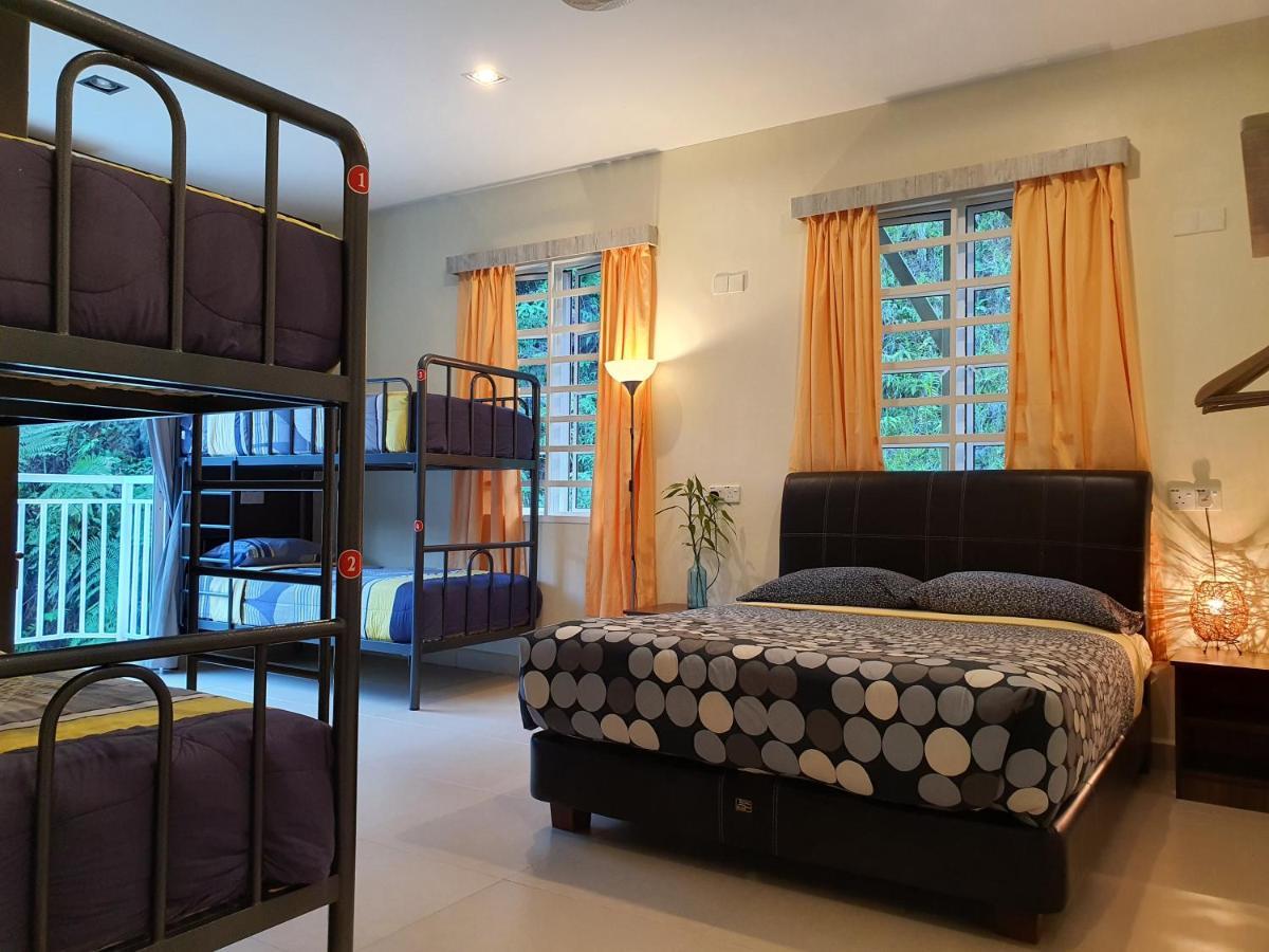 Fathers Guesthouse Bungalow Cameron Highlands Exterior photo